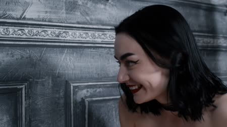 Crime House - EVIL QUEEN Crime House - EVIL QUEEN